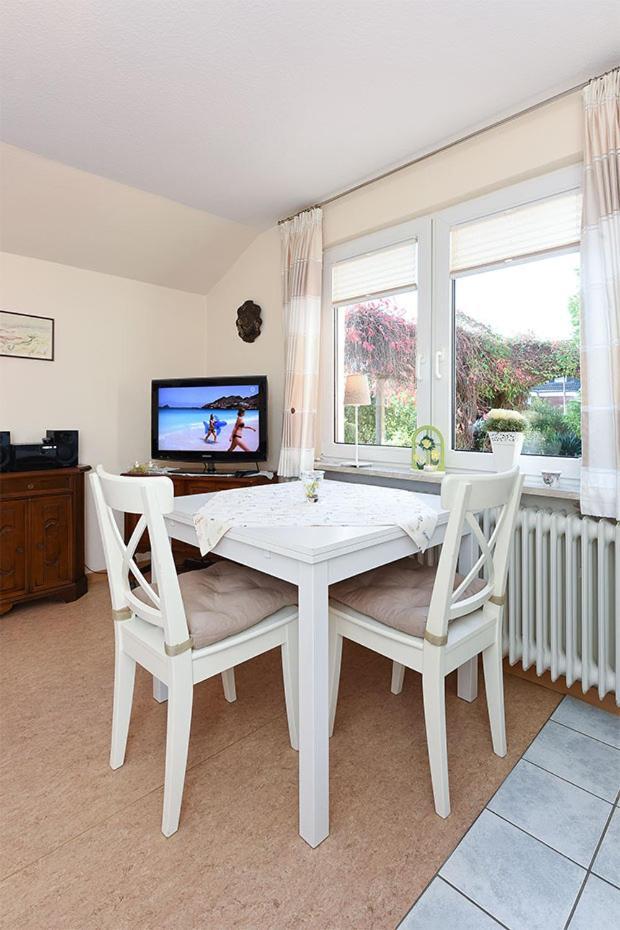 Ferienwohnungen Im Haus Nordseebrise Neuharlingersiel Εξωτερικό φωτογραφία