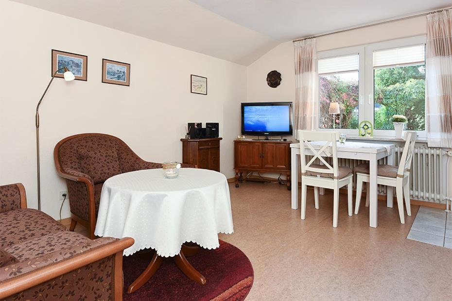 Ferienwohnungen Im Haus Nordseebrise Neuharlingersiel Εξωτερικό φωτογραφία